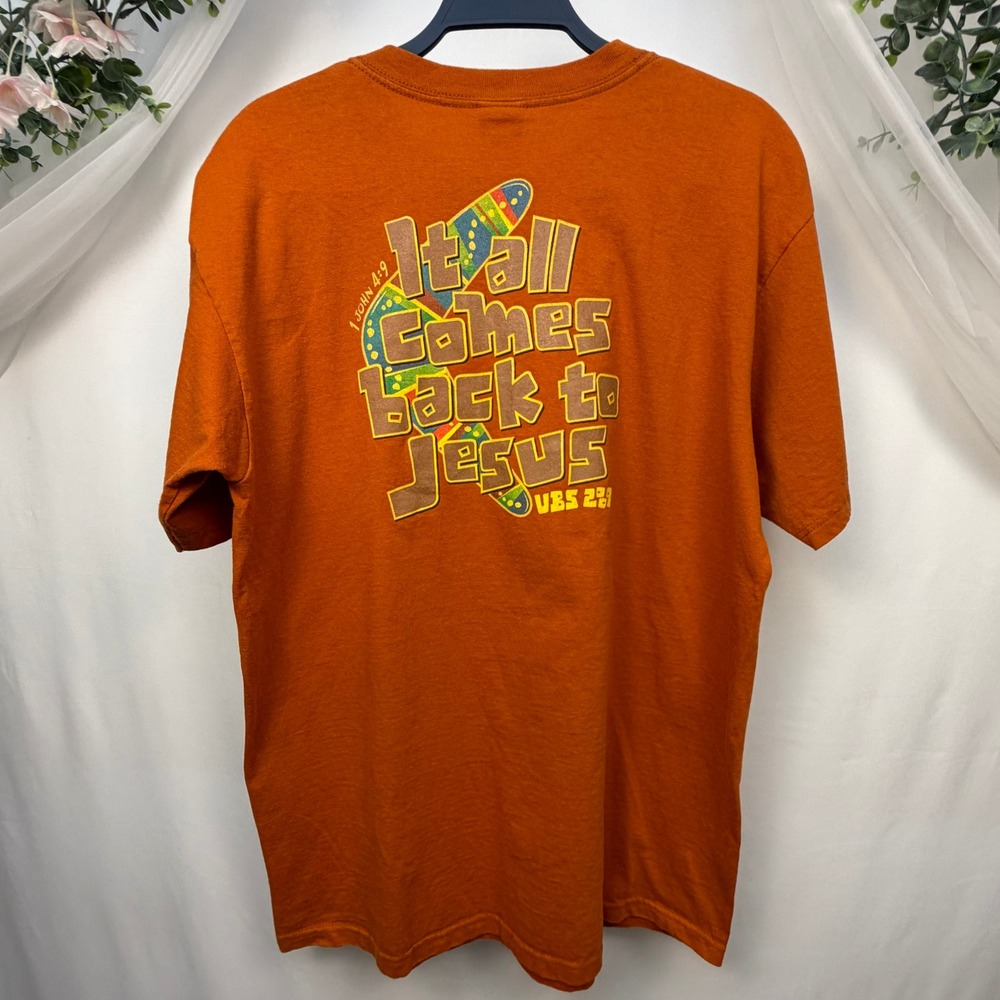 Anvil Mens Boomerang Express VBS 2009 Orange Graphic T-Shirt L Jesus 1 John 4:9 - Picture 2 of 5